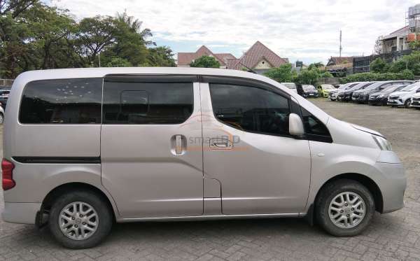 NISSAN EVALIA