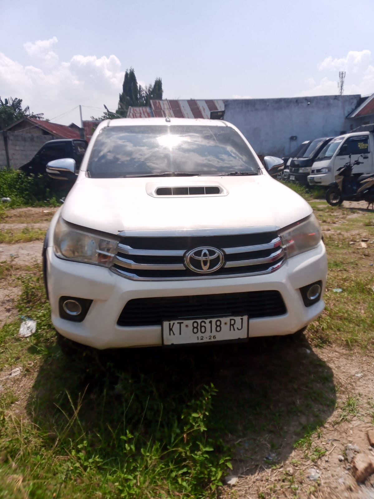TOYOTA  HILUX  2.4G DC 4X4