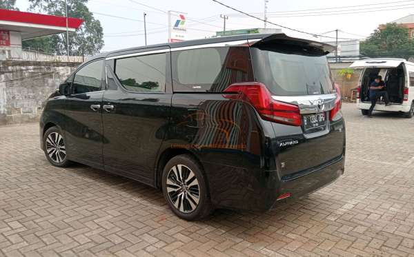 TOYOTA ALPHARD 2.5 G