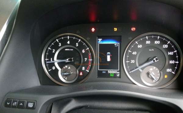 TOYOTA ALPHARD 2.5 G