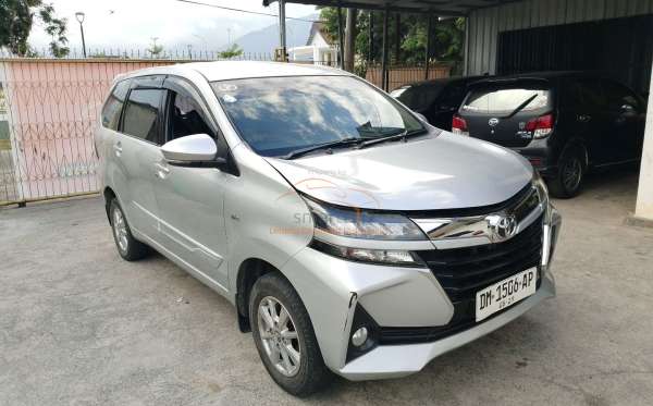 TOYOTA AVANZA