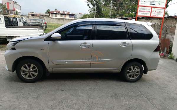 TOYOTA AVANZA