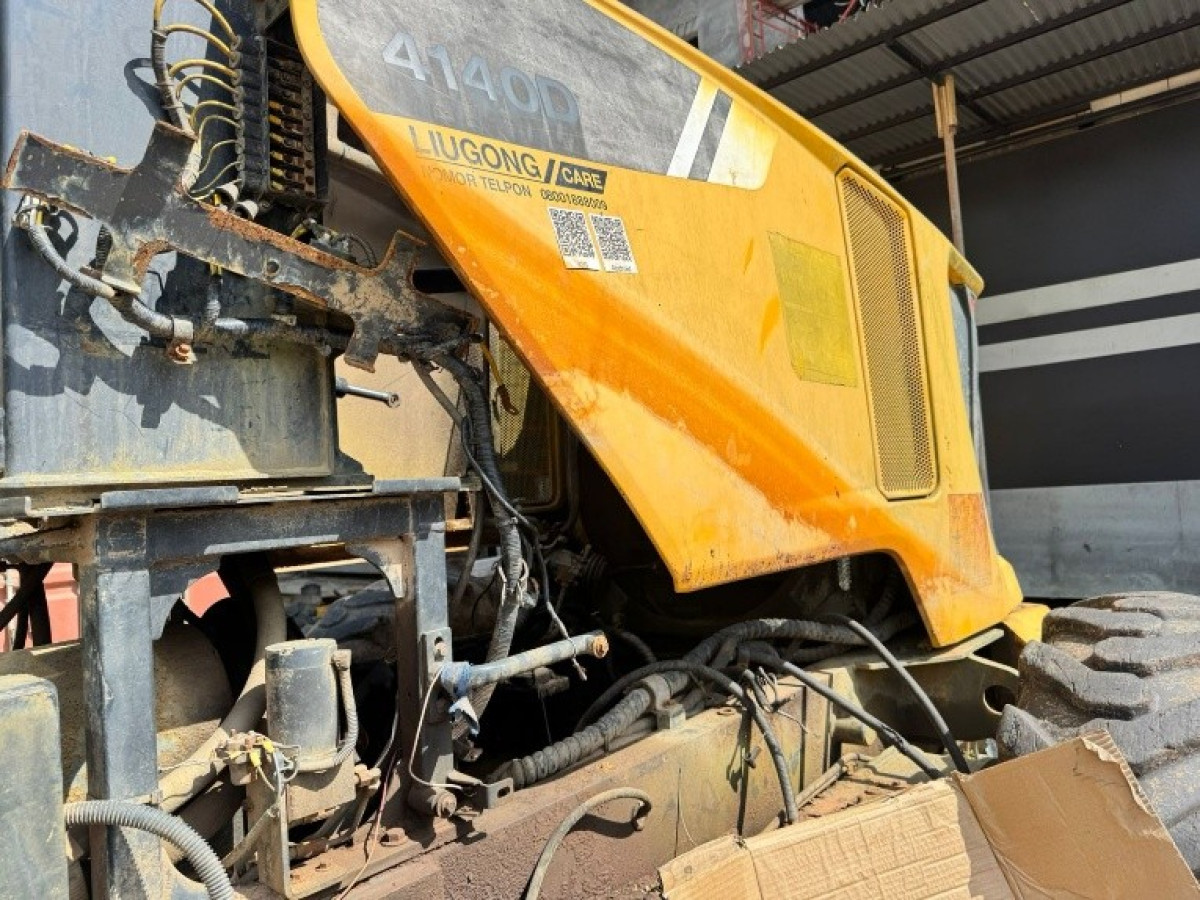 LIUGONG  MOTOR GRADER CLG4140D