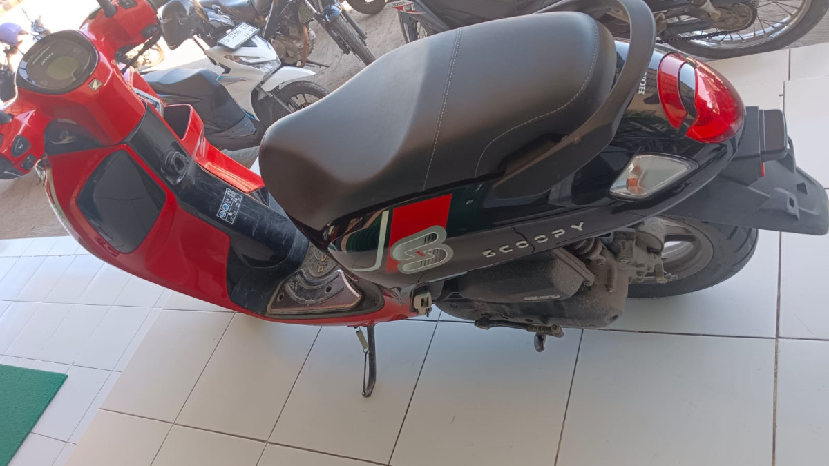 HONDA SCOOPY