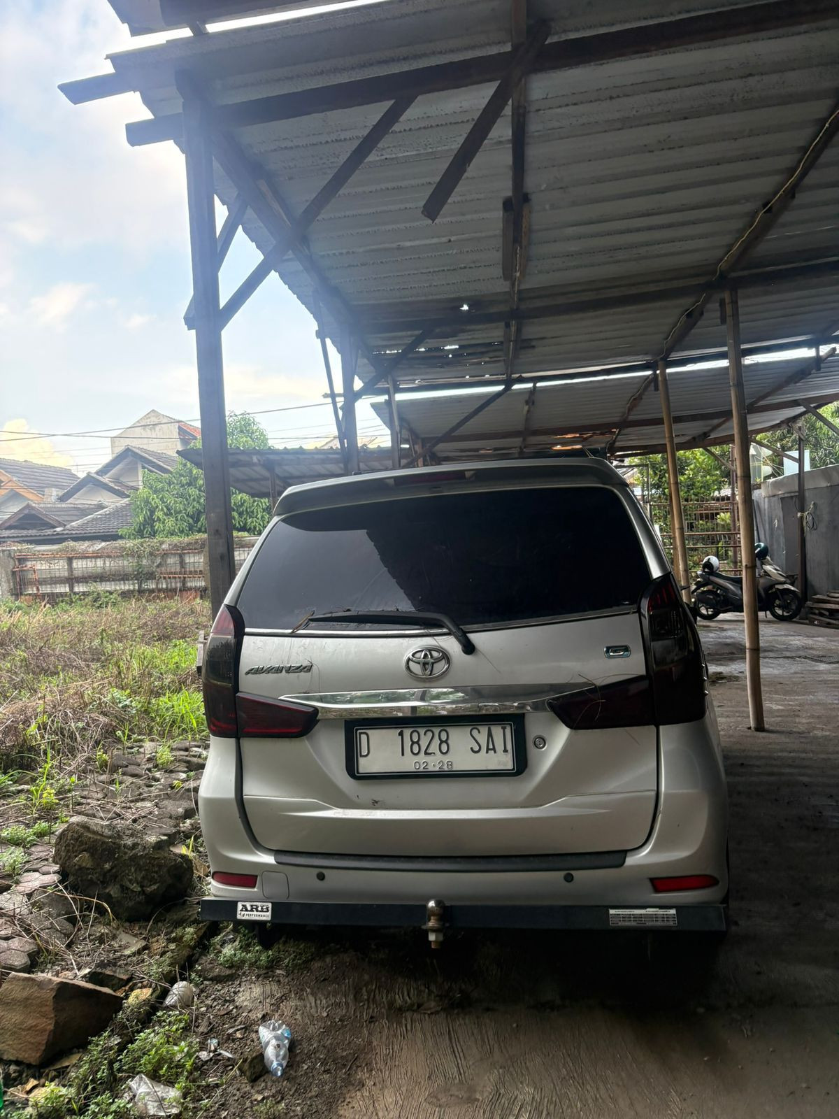 TOYOTA AVANZA