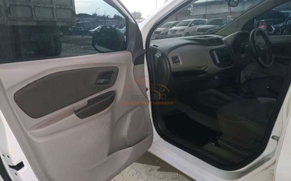 CHEVROLET SPIN
