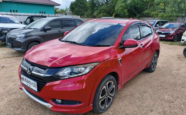 HONDA HRV 1.8 RS CVT CKD