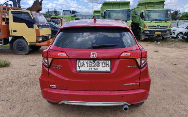 HONDA HRV 1.8 RS CVT CKD