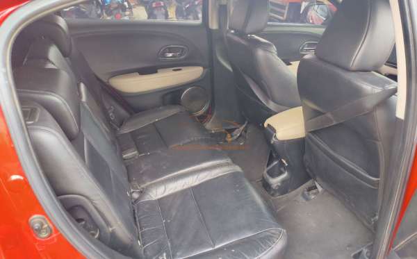 HONDA HRV 1.8 RS CVT CKD