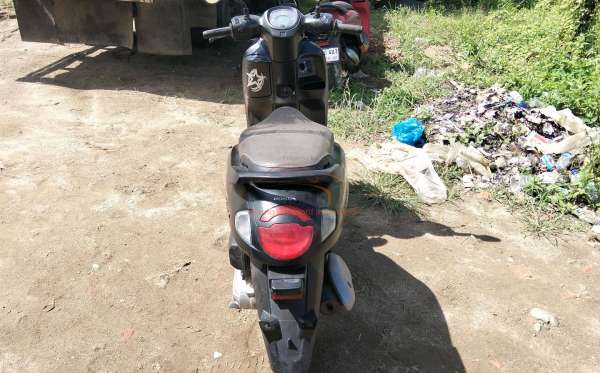 HONDA SCOOPY PRESTIGE