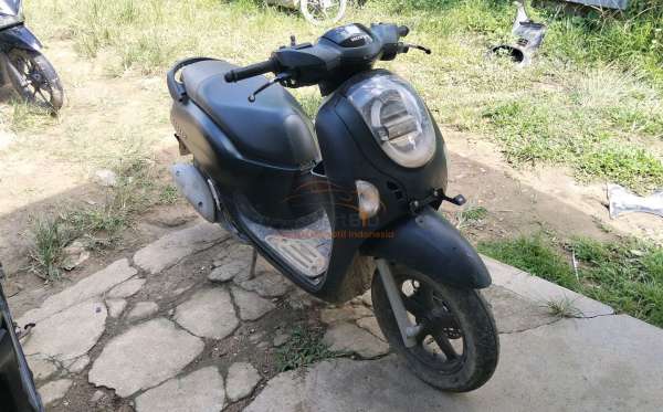 HONDA SCOOPY PRESTIGE