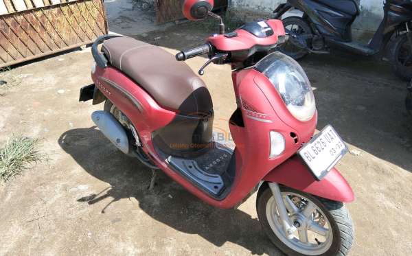 HONDA SCOOPY STYLISH