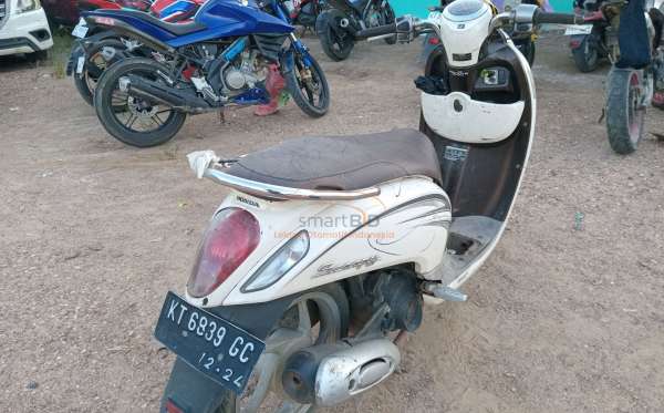 HONDA SCOOPY