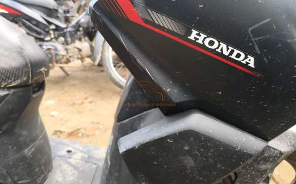 HONDA  VARIO 160