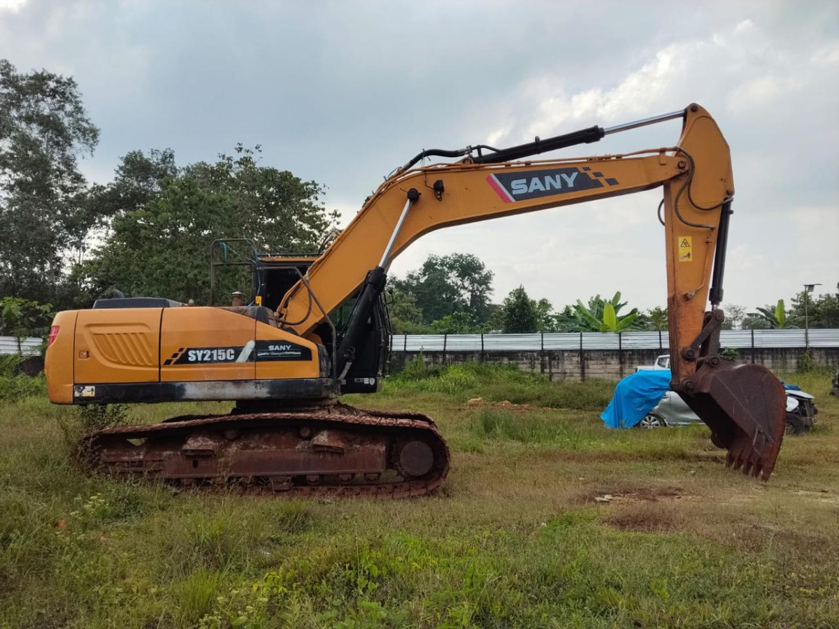SANY EXCAVATOR SY215C