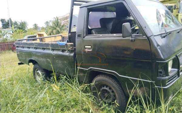 MITSUBISHI  L 300 L300 PU FB-R (4X2)