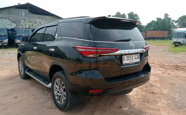 TOYOTA FORTUNER 2.4 VRZ