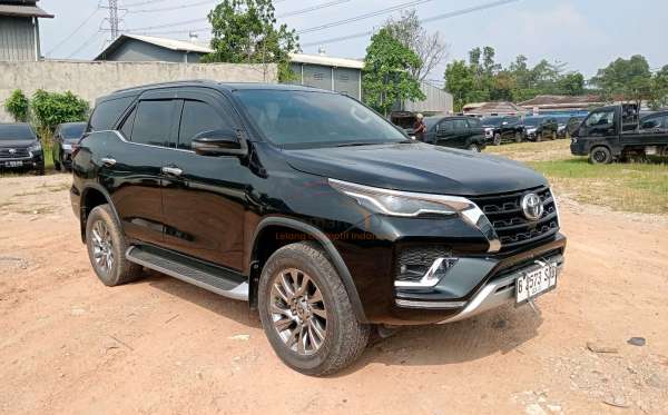 TOYOTA FORTUNER 2.4 VRZ