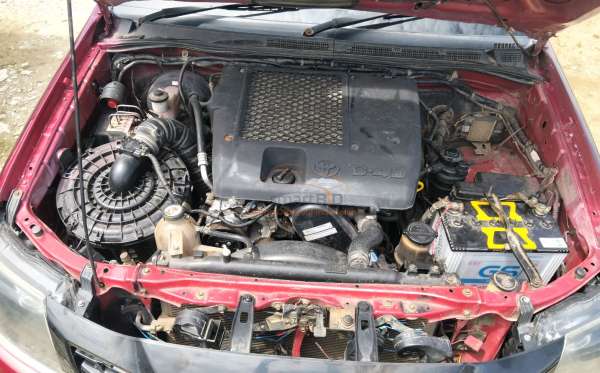 TOYOTA HILUX 2.5 G DC 4X4
