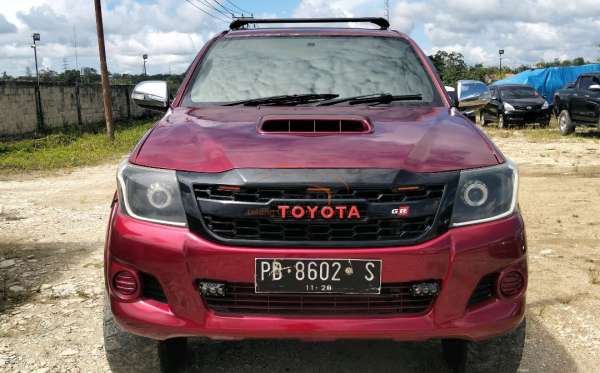 TOYOTA HILUX 2.5 G DC 4X4