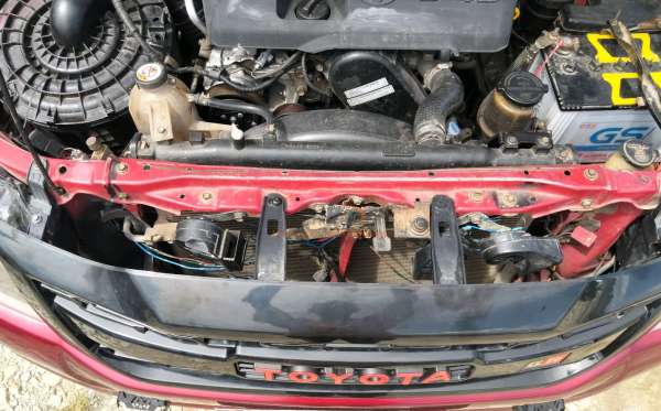 TOYOTA HILUX 2.5 G DC 4X4