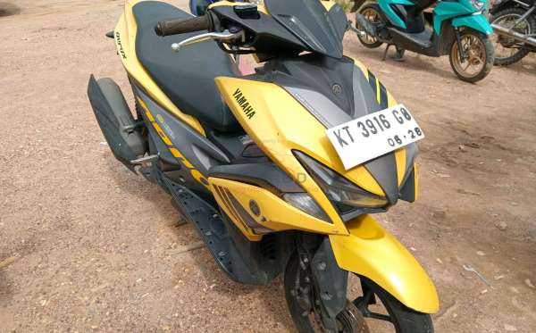 YAMAHA AEROX 155