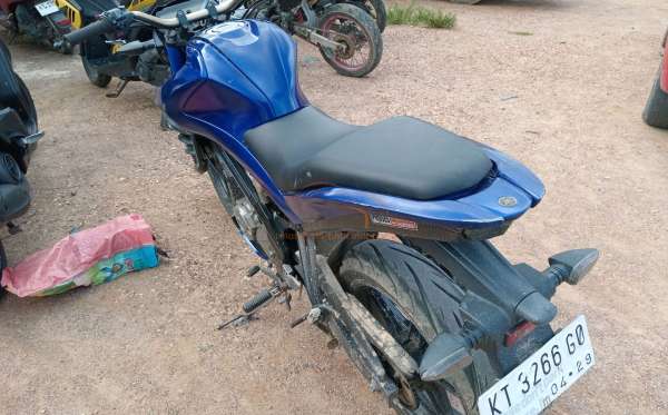 YAMAHA  VIXION