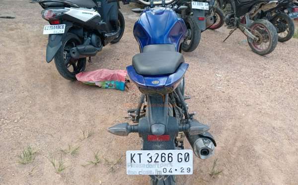 YAMAHA  VIXION