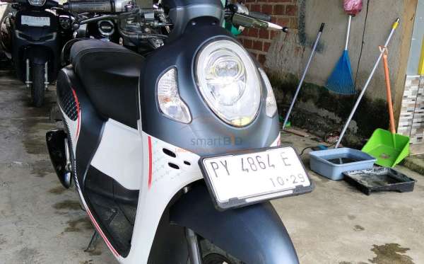 HONDA  SCOOPY