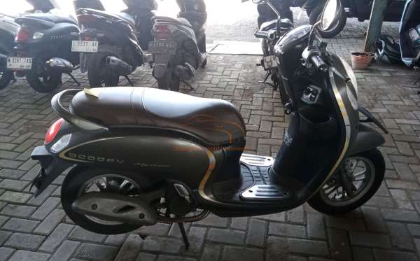 HONDA SCOOPY