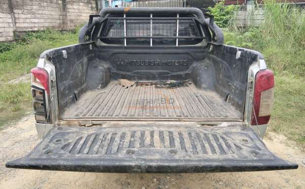 MITSUBISHI DC HDX 4X4