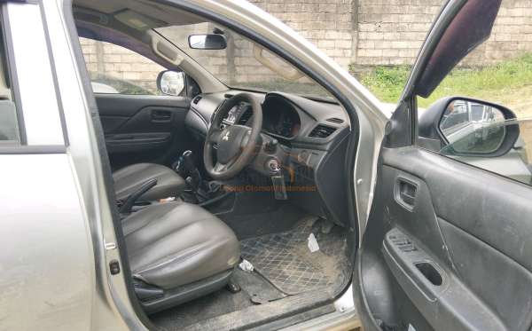 MITSUBISHI DC HDX 4X4
