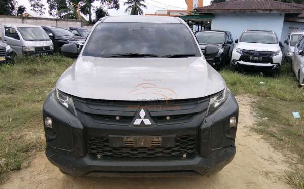MITSUBISHI DC HDX 4X4