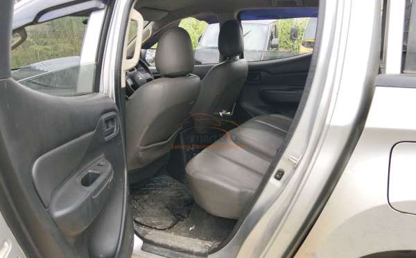MITSUBISHI DC HDX 4X4