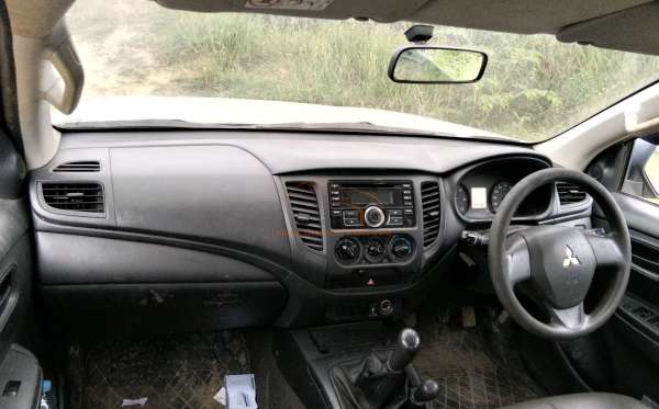 MITSUBISHI DC HDX 4X4