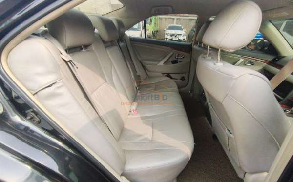 TOYOTA CAMRY V