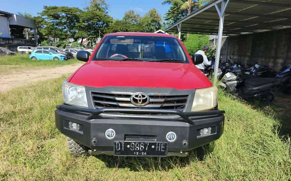 TOYOTA HILUX PICK UP
