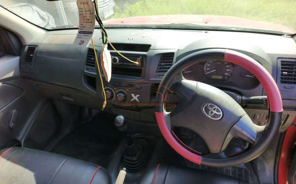 TOYOTA HILUX PICK UP
