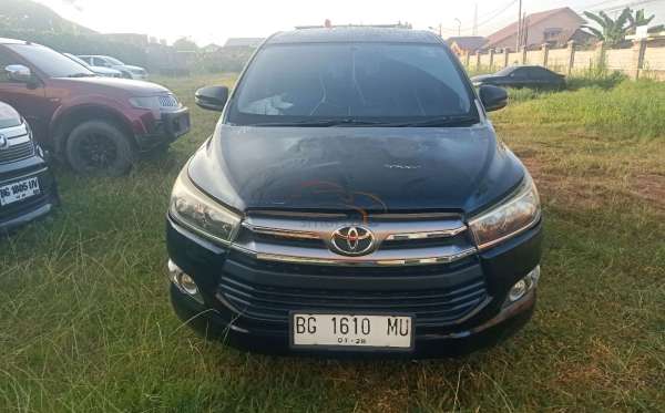 TOYOTA INNOVA G