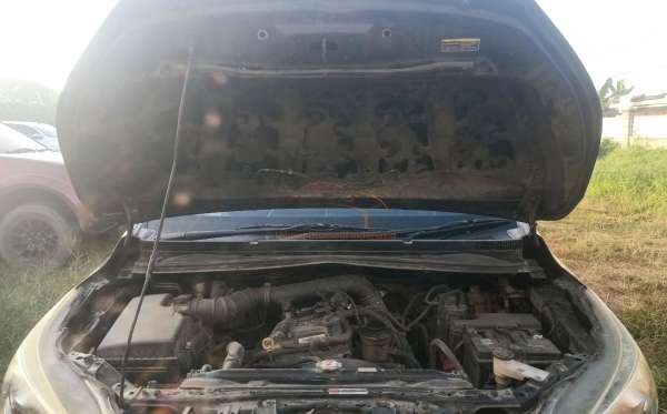 TOYOTA INNOVA G