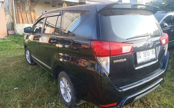 TOYOTA INNOVA G