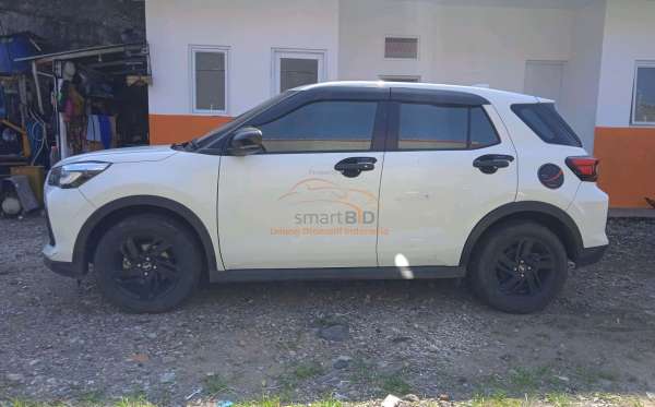 DAIHATSU ROCKY X