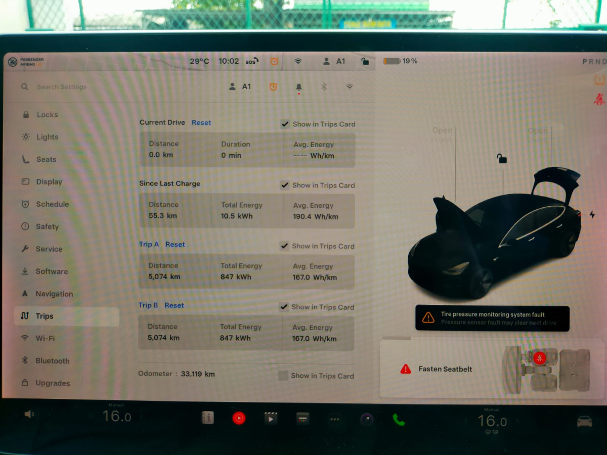 TESLA  TESLA 3