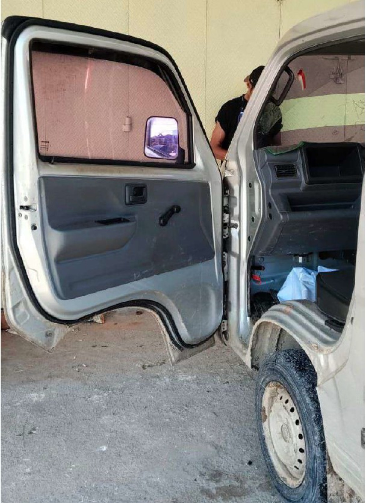 SUZUKI  CARRY  CX PICK UP