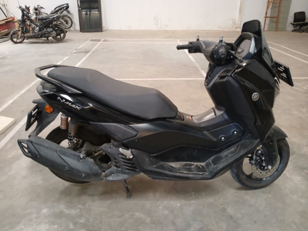 YAMAHA NMAX