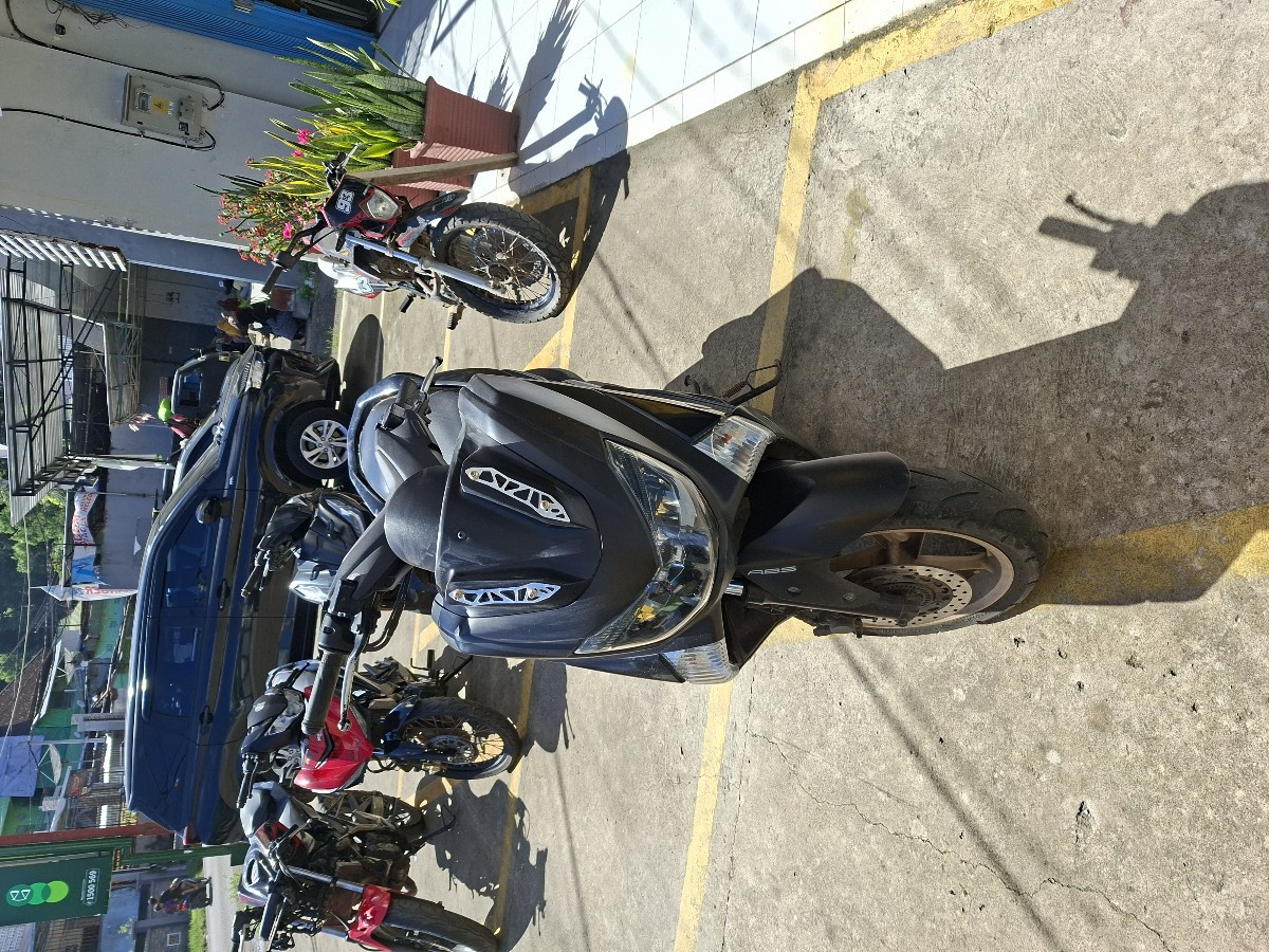 YAMAHA NMAX