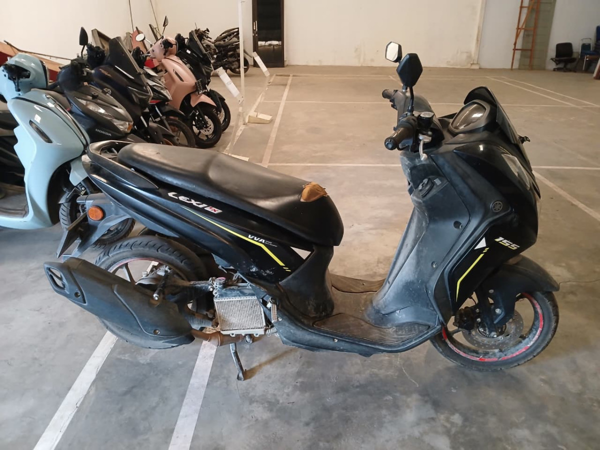 YAMAHA LEXI LX