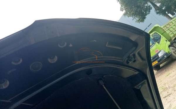 AUDI A4 1.8 AT