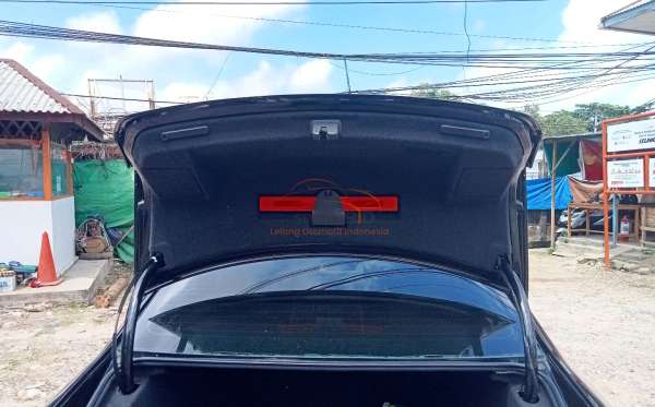 AUDI A4 1.8 AT