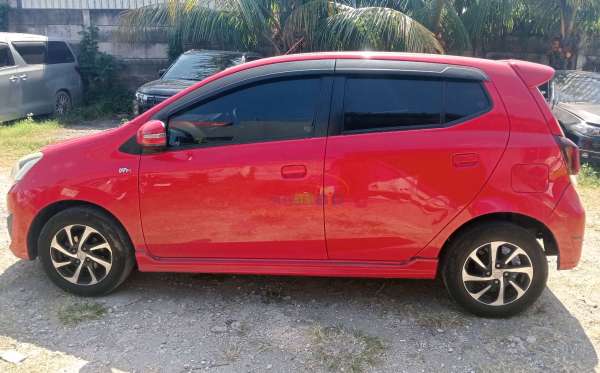 DAIHATSU AYLA 1.2R